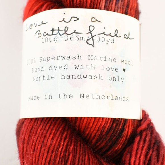 Uschitita Fibre Art Merino Singles Yarn Hand Dyed Love Is A Battlefield - Picture 3 of 3